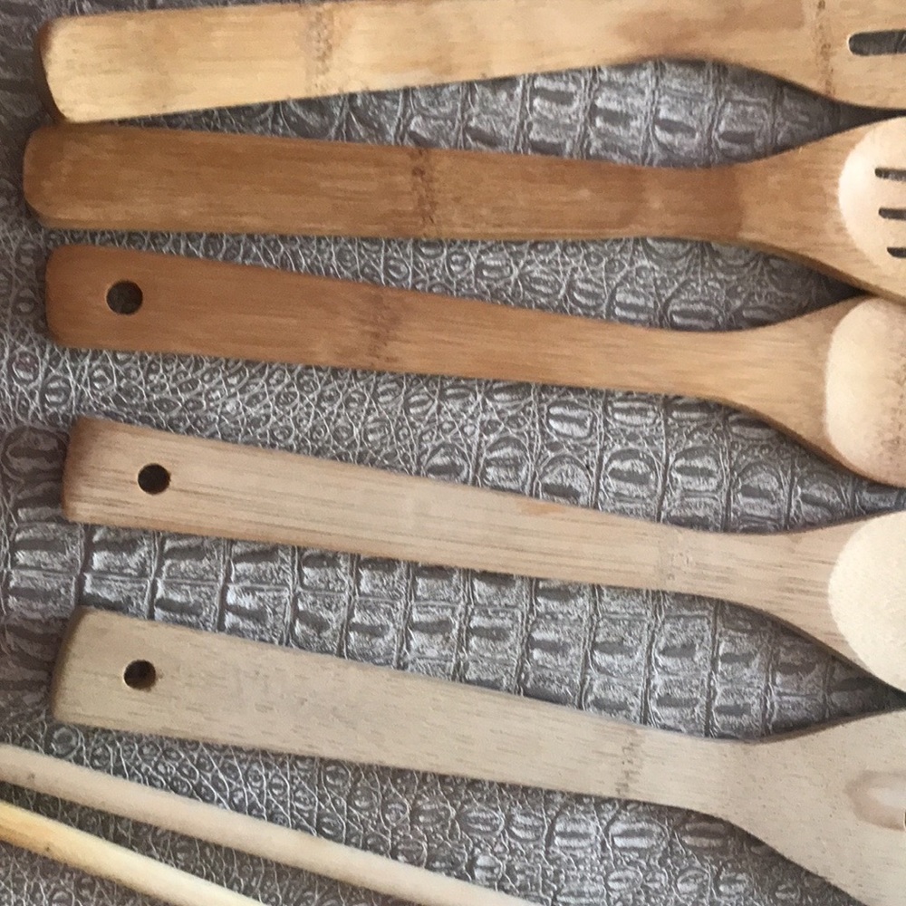 Kitchen utensils - Picture 3 of 6